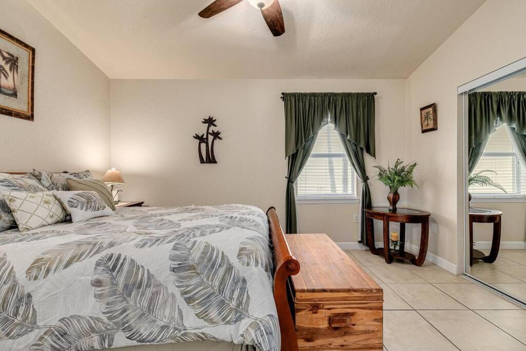 Walk To The Beach And Restaurants! - Coconut Villa'S Suite 2 St. Pete Beach Extérieur photo