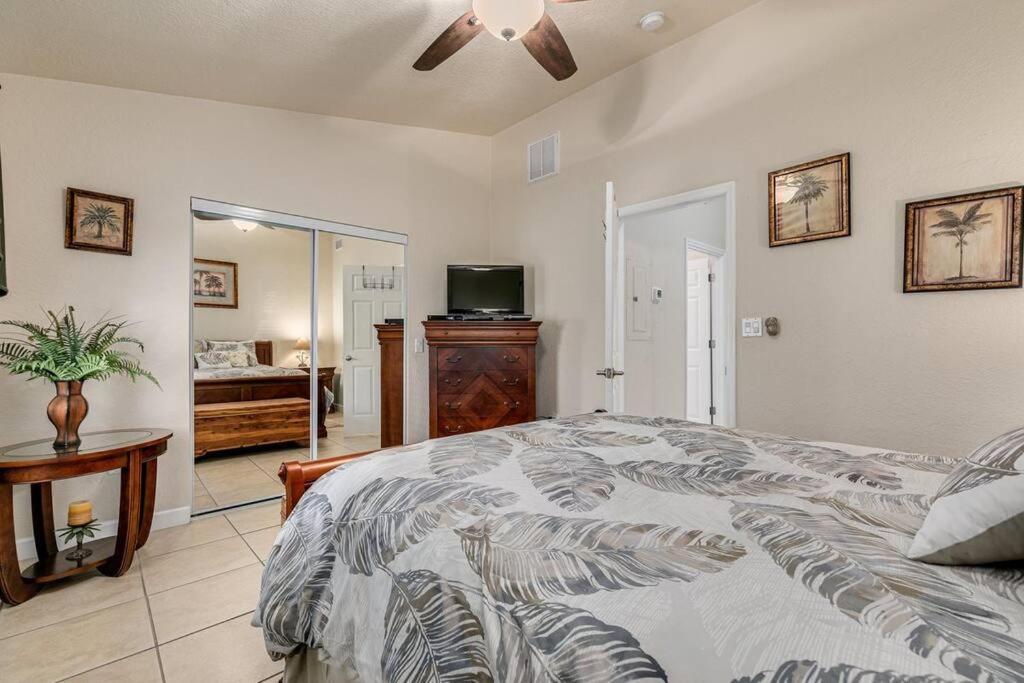 Walk To The Beach And Restaurants! - Coconut Villa'S Suite 2 St. Pete Beach Extérieur photo